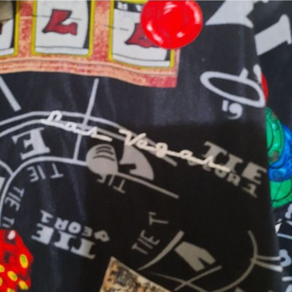 Las Vegas Hawaiian style shirt - Picture 6 of 8